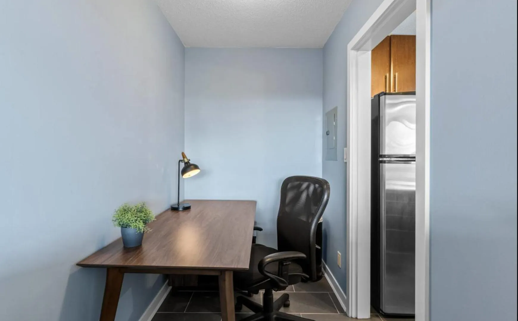 Spacious One Bedroom & Office Condo With Free Parking & Amenities Vancouver 0*,